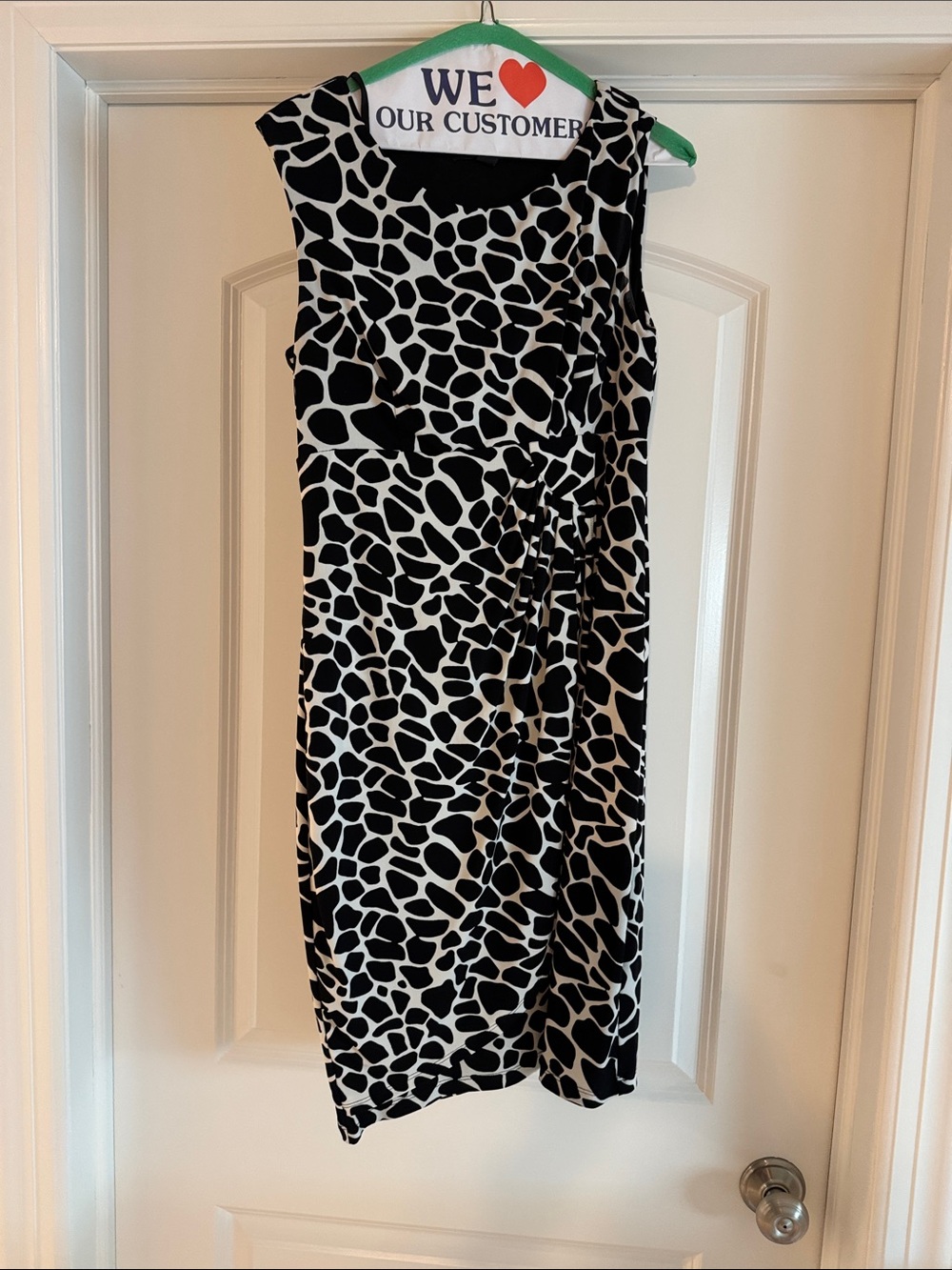 Black and White Patterned Sleeveless Dress